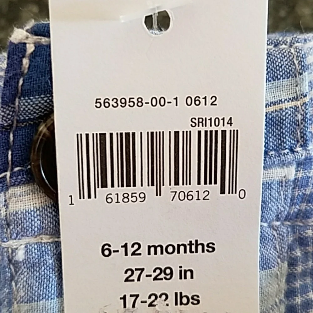 BabyGap boy Shorts pull on plaid Size 6-12